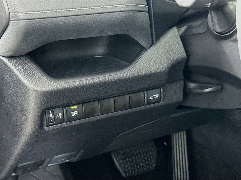 Certified 2025 Toyota RAV4 XLE Premium FWD image 10