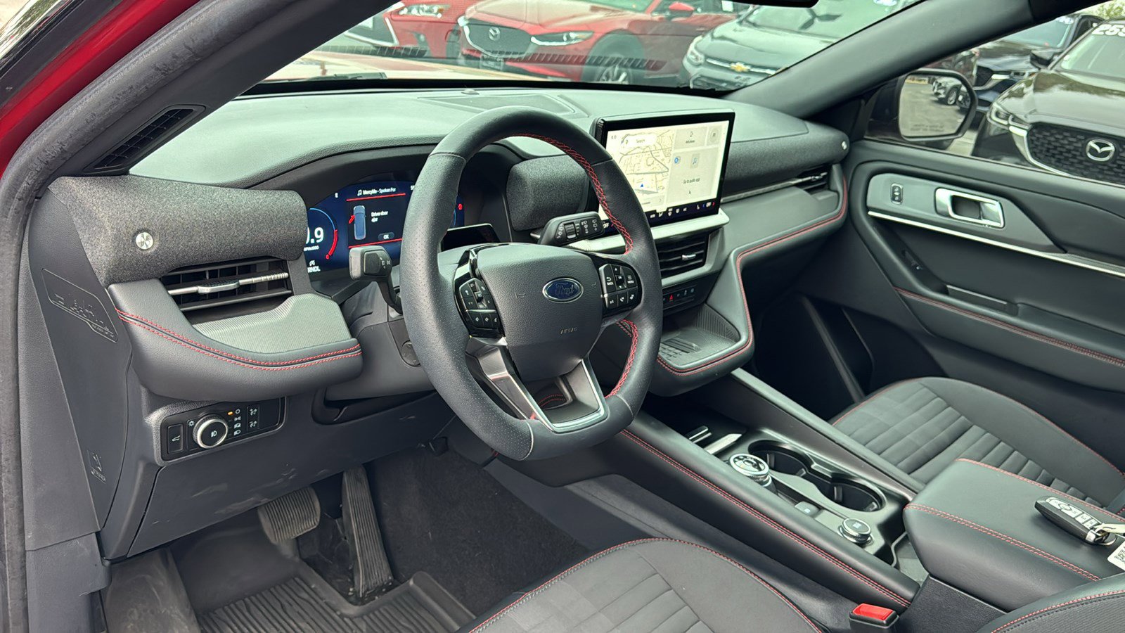 Used 2025 Ford Explorer ST-Line w/ Premium Package image 13