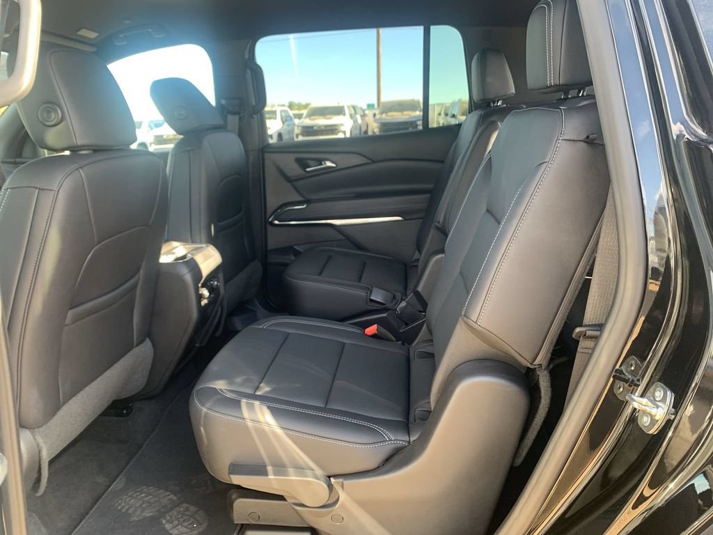 Certified 2026 Chevrolet Traverse LT FWD image 23