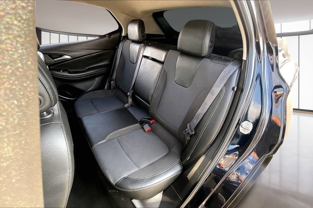 Used 2021 Buick Encore GX Preferred w/ Cold Weather Comfort Package image 24