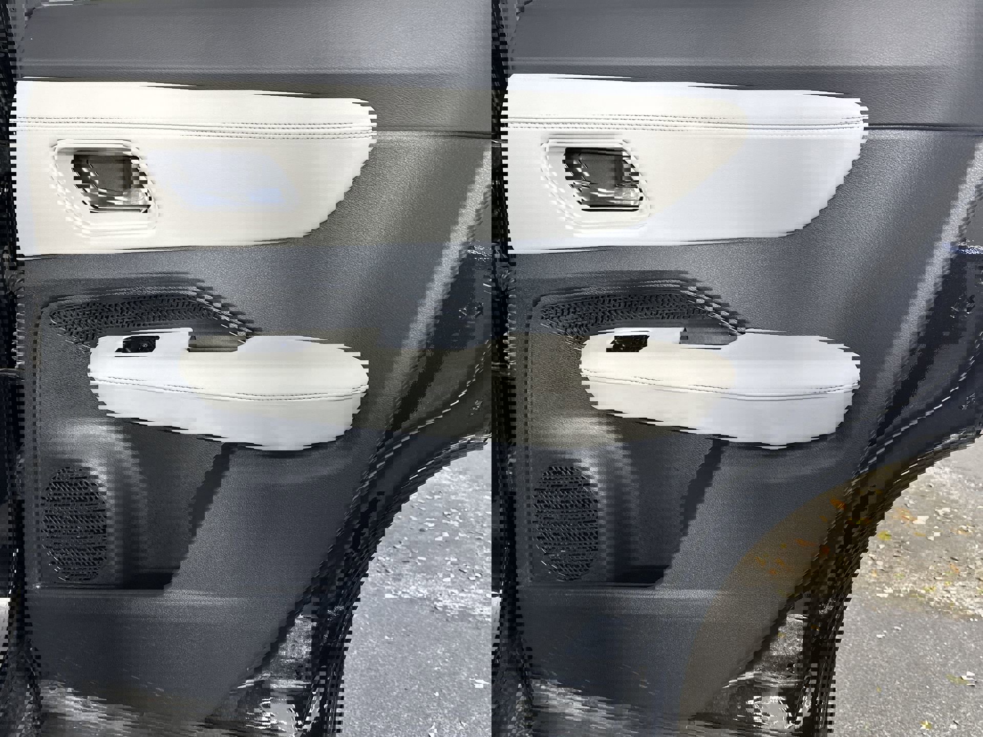 Certified 2023 Nissan Ariya AWD image 36