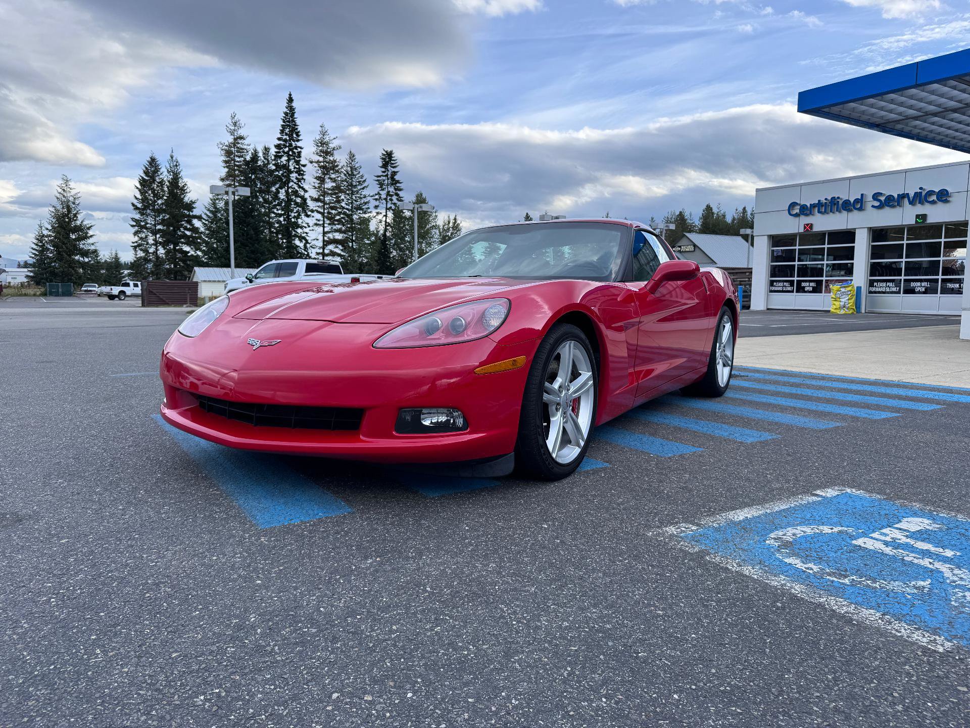 Used 2008 Chevrolet Corvette Coupe w/ Preferred Equipment Group RWD image 3