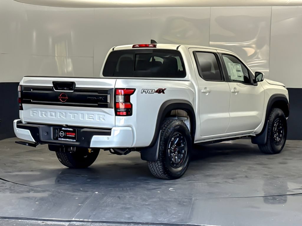 New 2026 Nissan Frontier PRO-4X w/ Tow Package AWD/4WD image 3