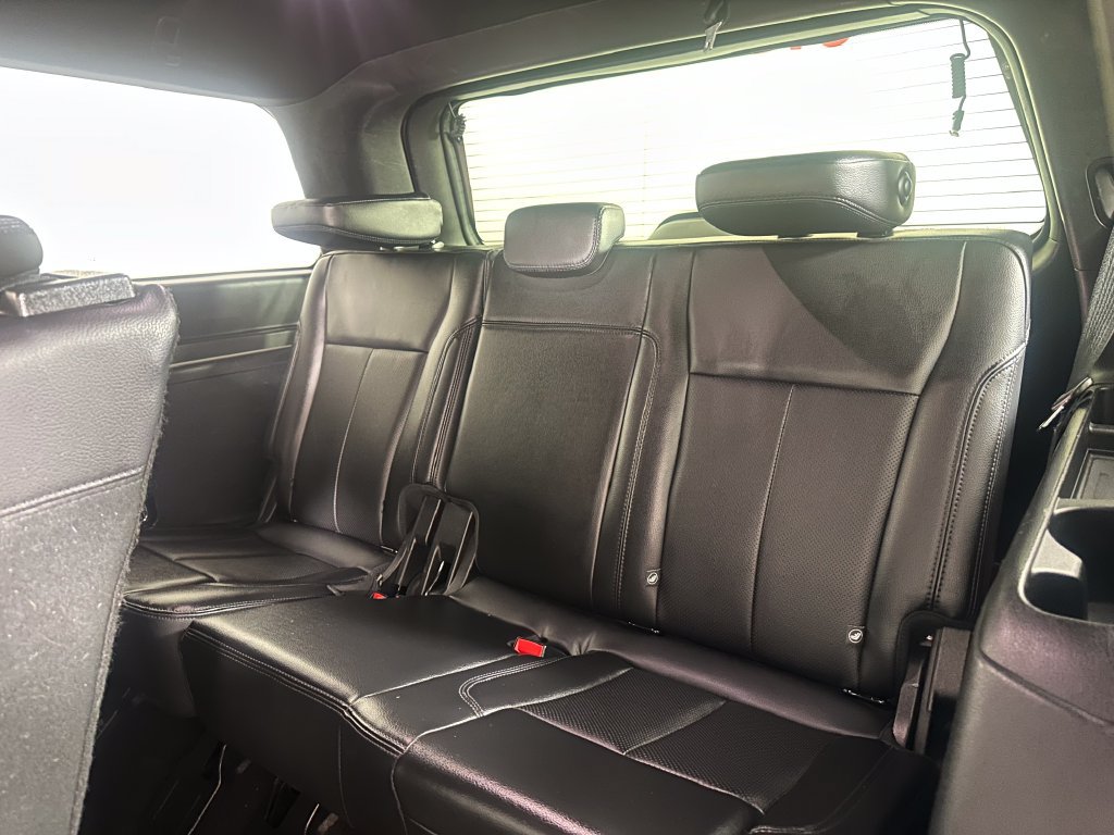 Used 2019 Ford Expedition XLT w/ Equipment Group 202A RWD image 25
