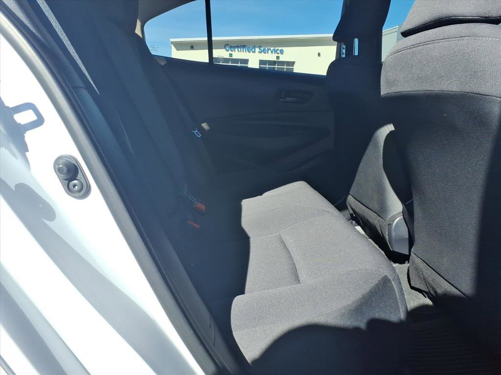 Used 2025 Toyota Corolla LE image 16