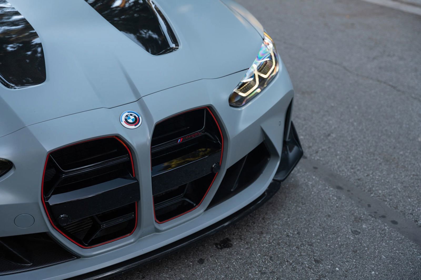 Used 2023 BMW M4 CSL image 8