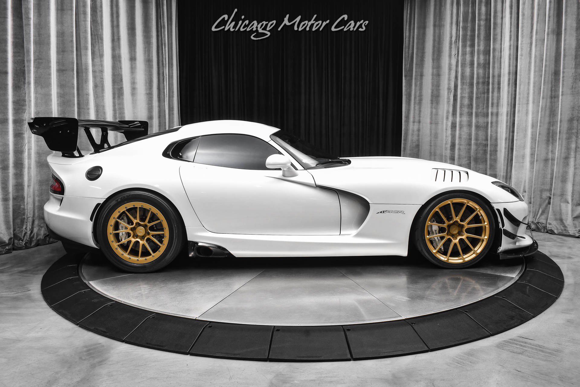 Used 2017 Dodge Viper GTC w/ ACR Package image 35