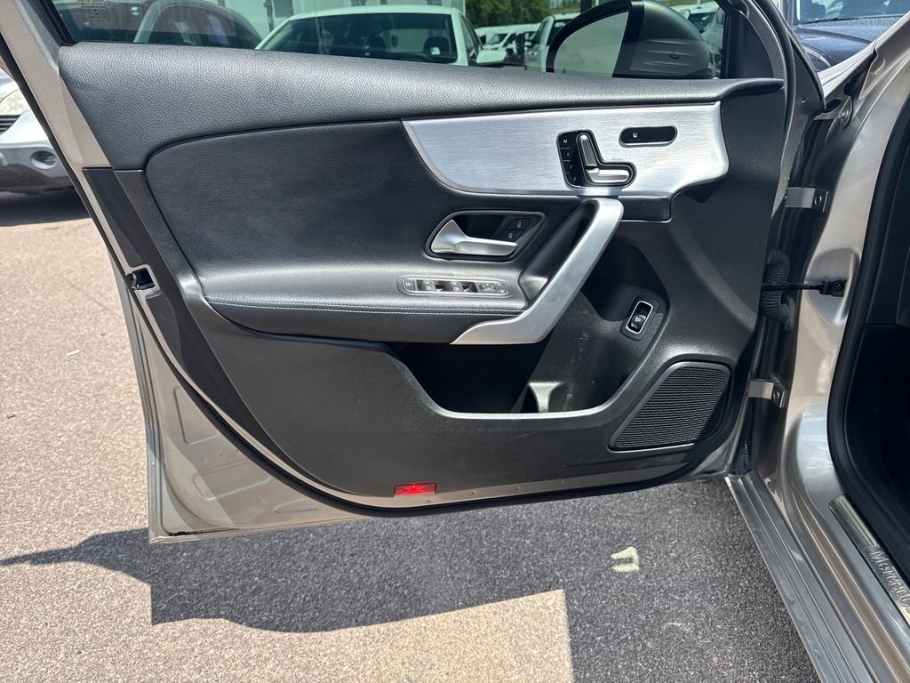 Used 2019 Mercedes-Benz A 220 4MATIC image 18