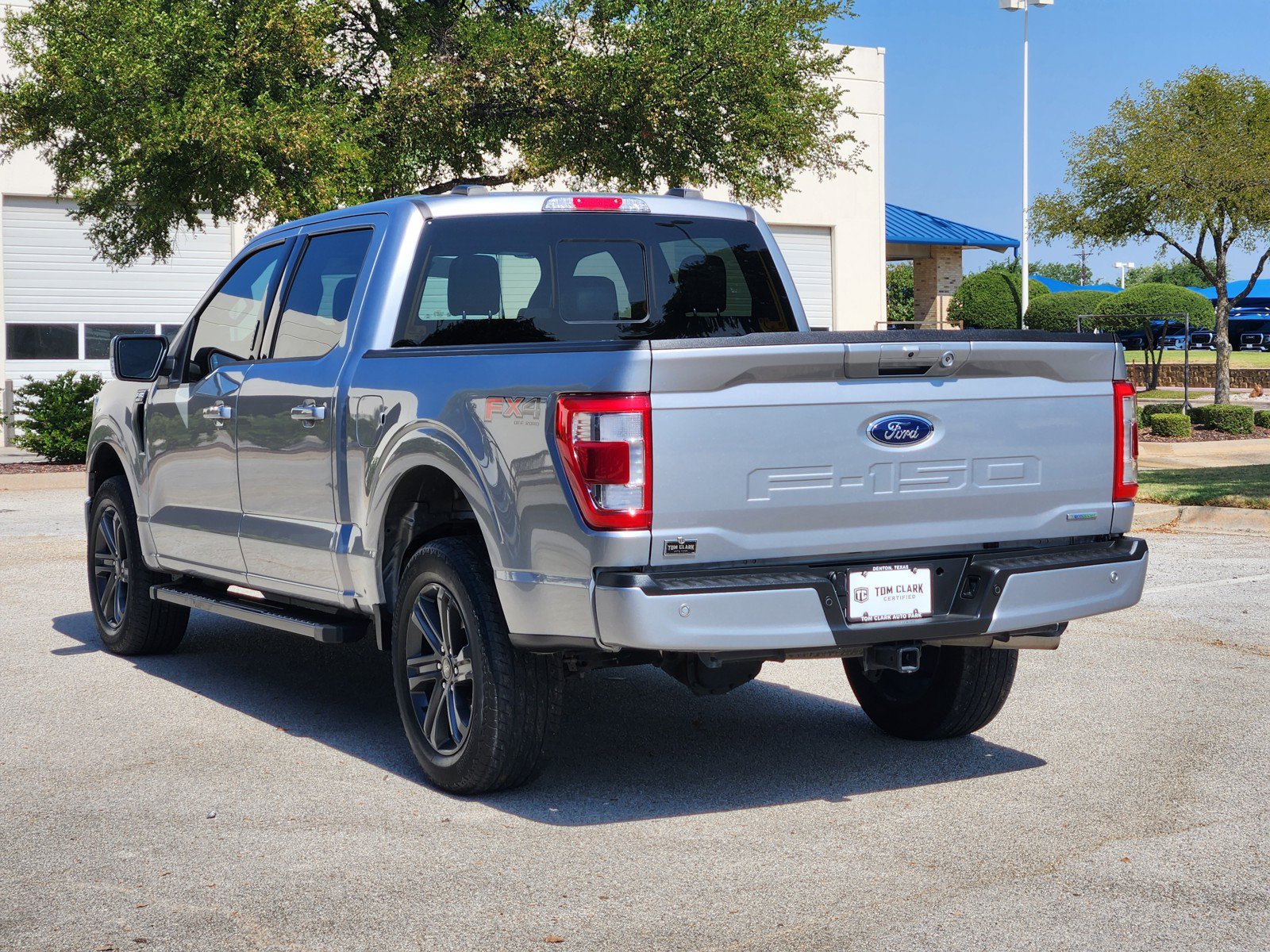 Used 2023 Ford F150 Lariat AWD/4WD image 4
