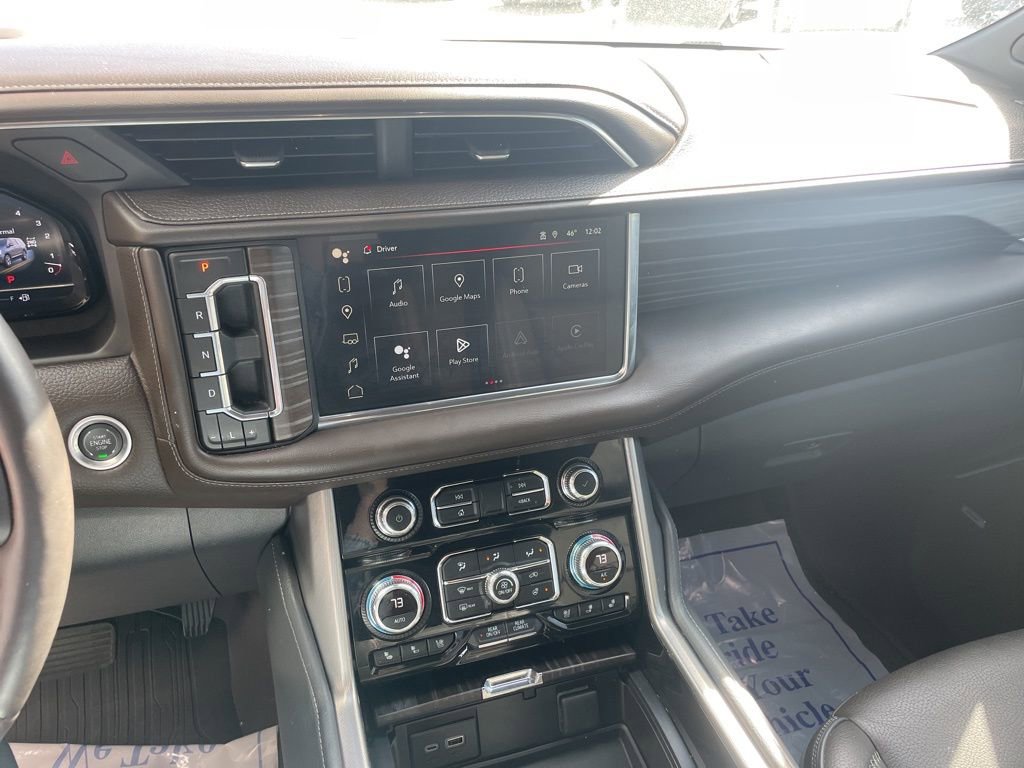 Used 2024 GMC Yukon XL Denali w/ Advanced Technology Package AWD/4WD image 59