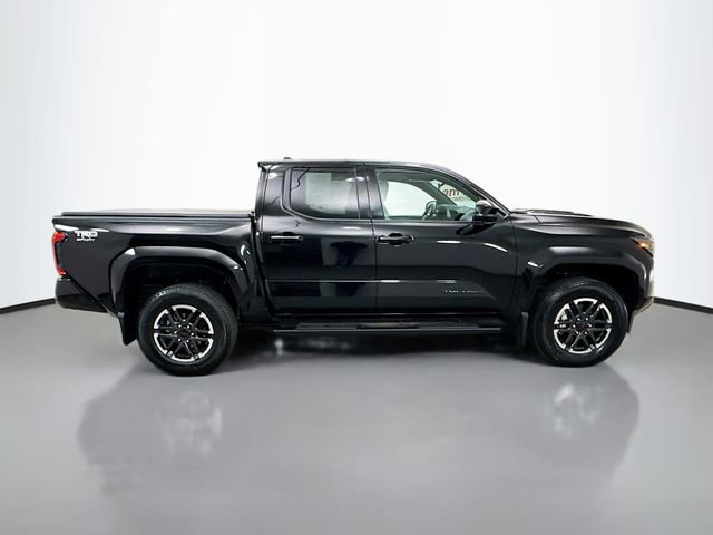 Used 2025 Toyota Tacoma TRD Sport image 8
