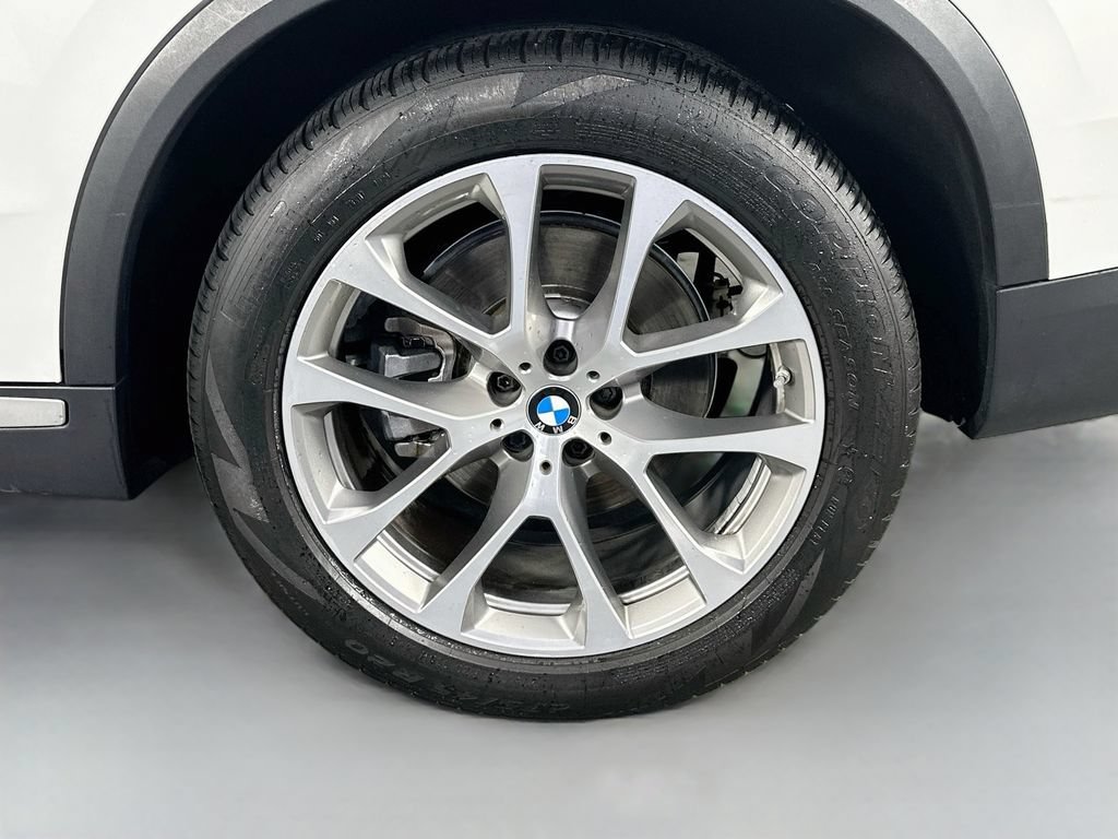 Used 2022 BMW X5 sDrive40i w/ Premium Package RWD image 35