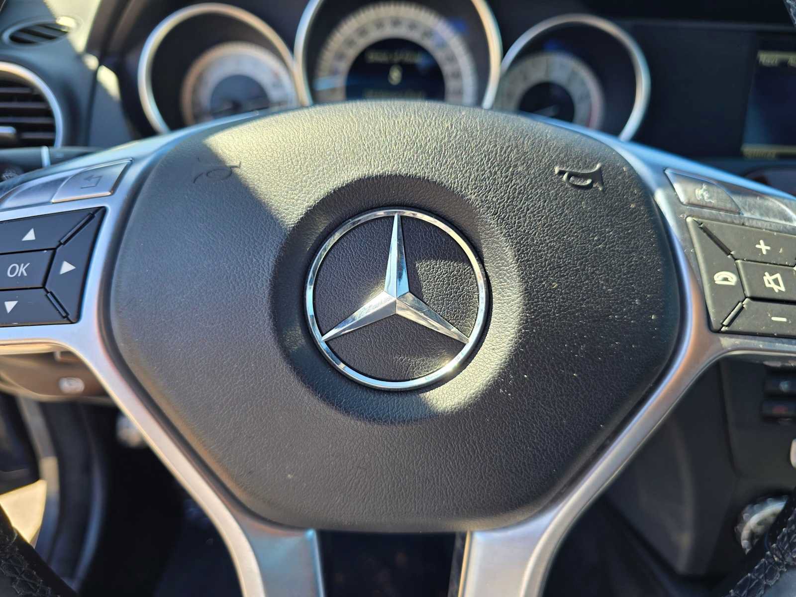 Used 2014 Mercedes-Benz C 250 Sedan image 24