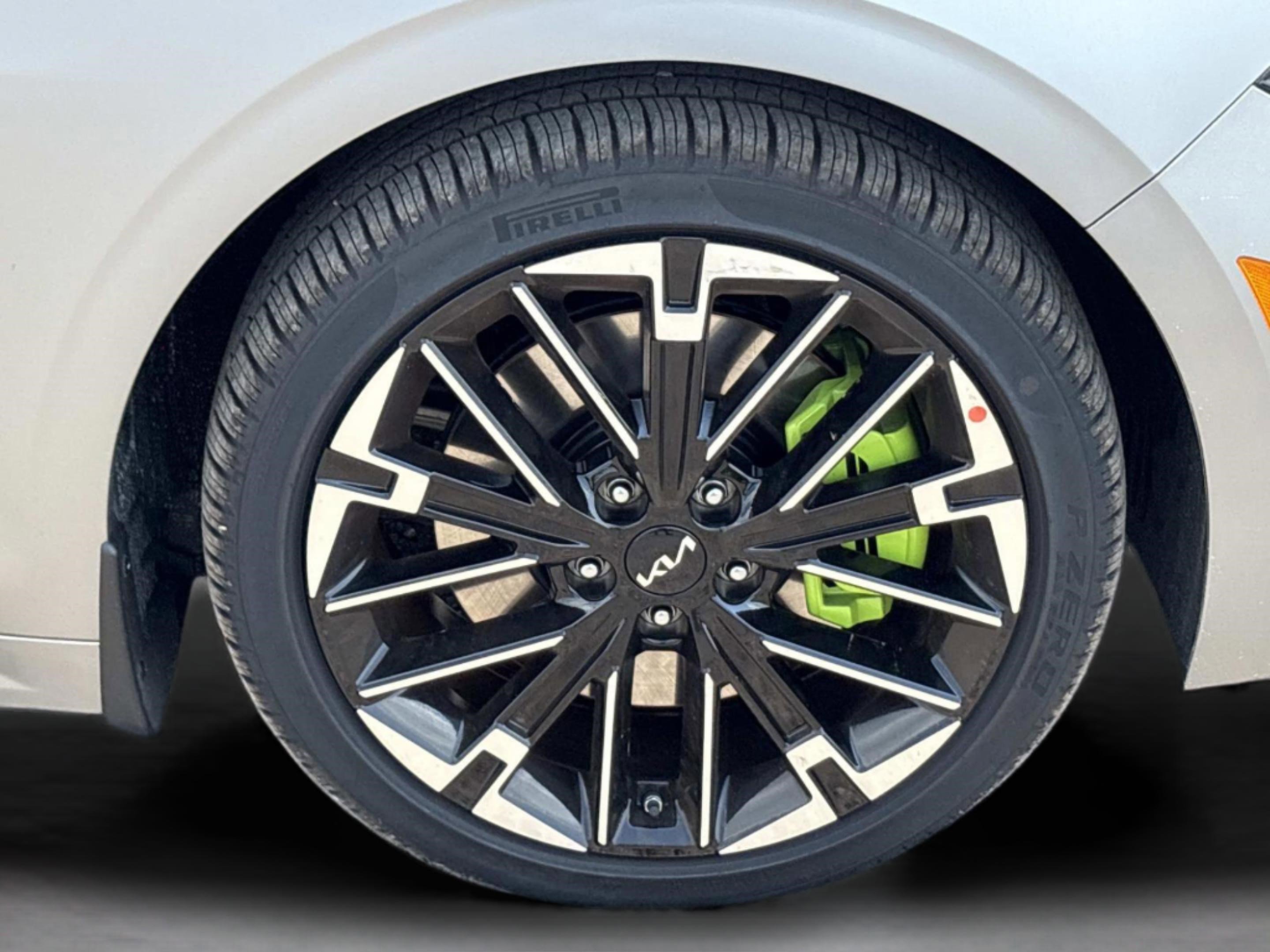 New 2026 Kia K5 GT image 9