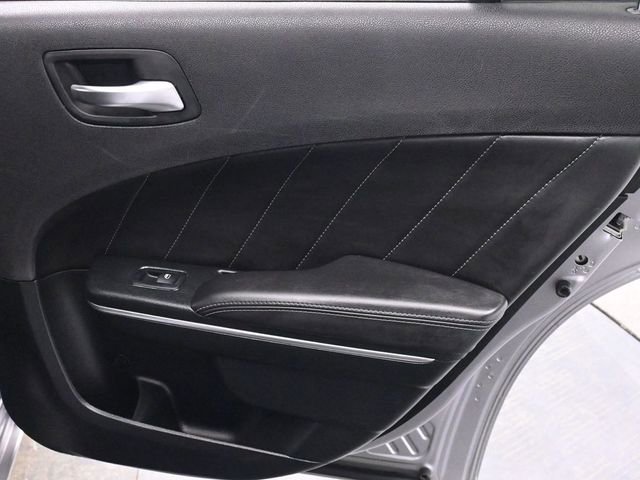 Used 2018 Dodge Charger R/T w/ Plus Group image 16
