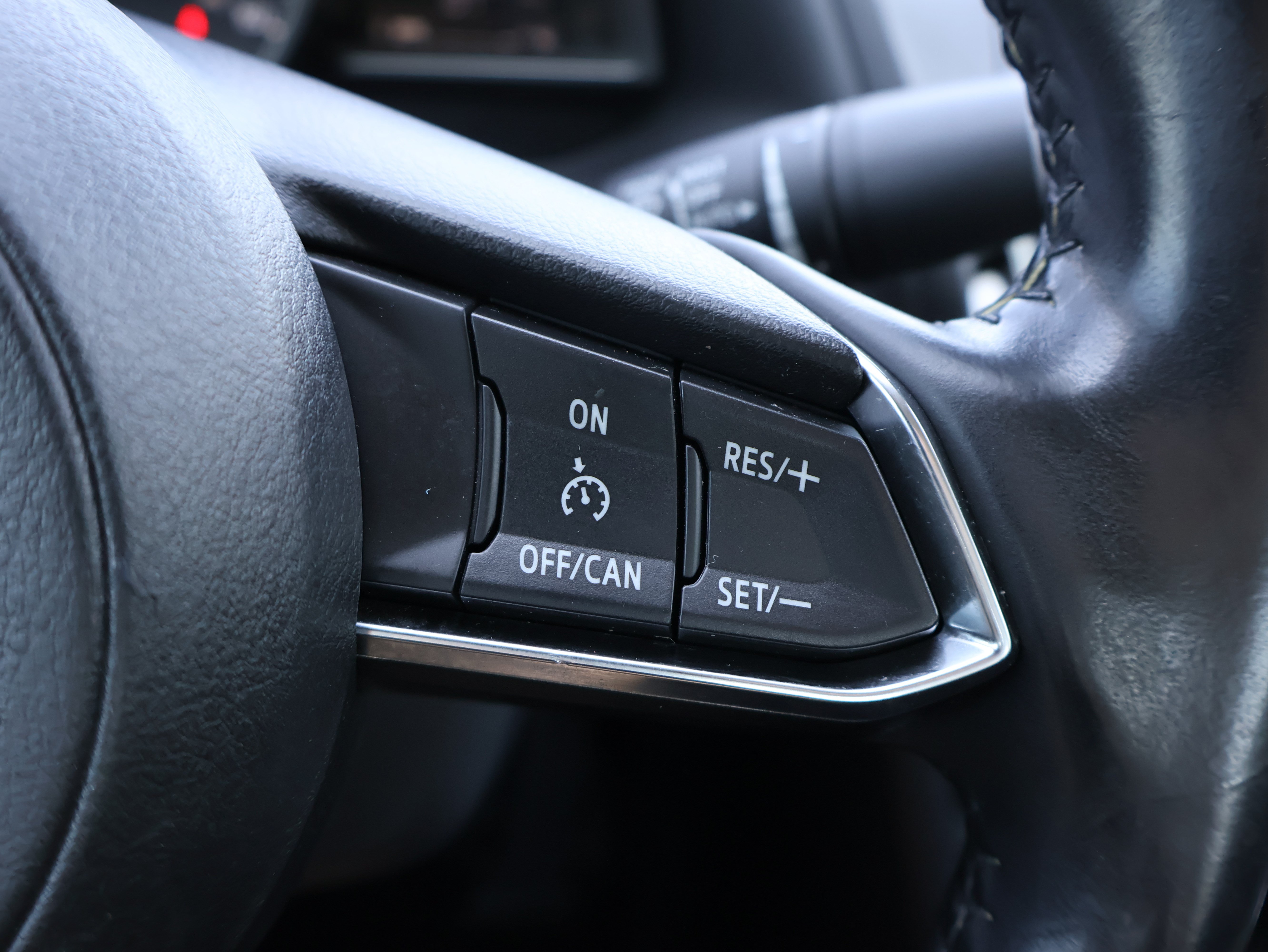 Used 2018 MAZDA MAZDA3 Touring FWD image 28