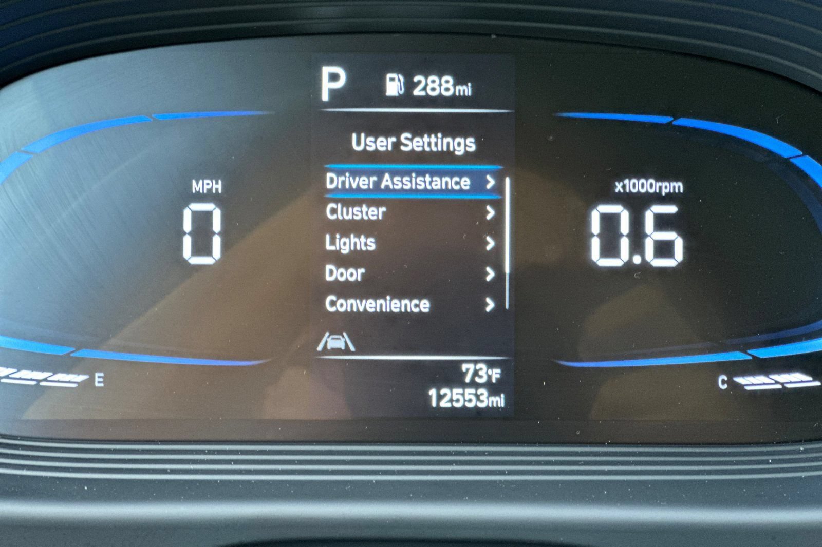 Used 2025 Hyundai Venue SEL FWD image 25