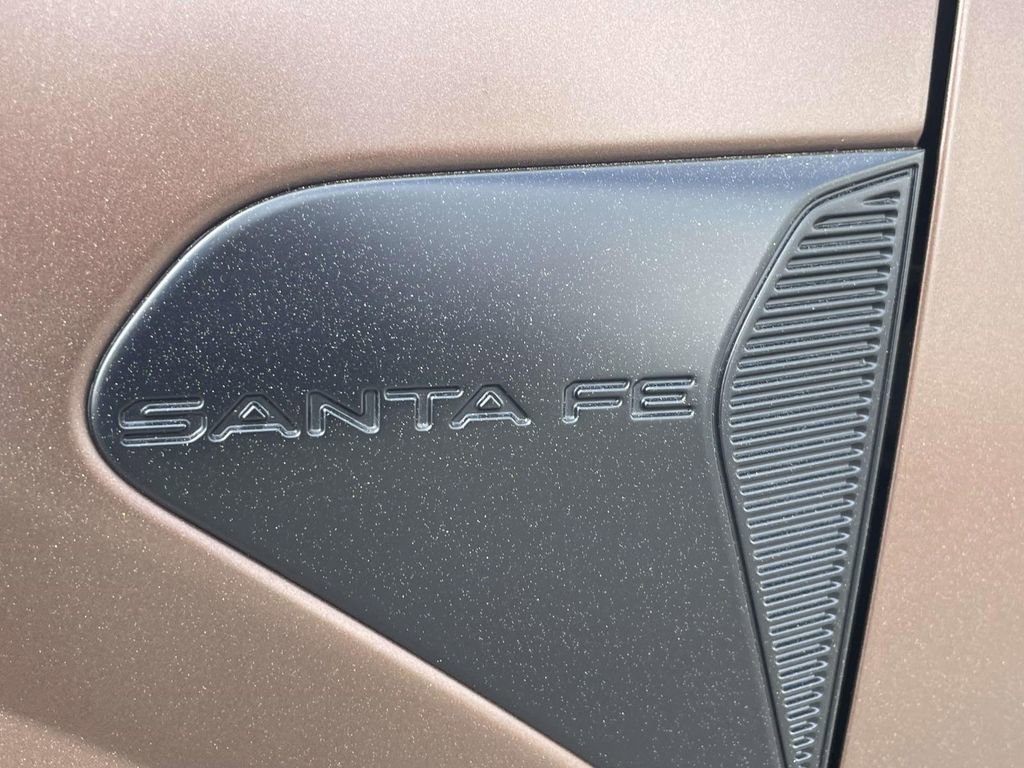 Used 2025 Hyundai Santa Fe Calligraphy FWD image 9