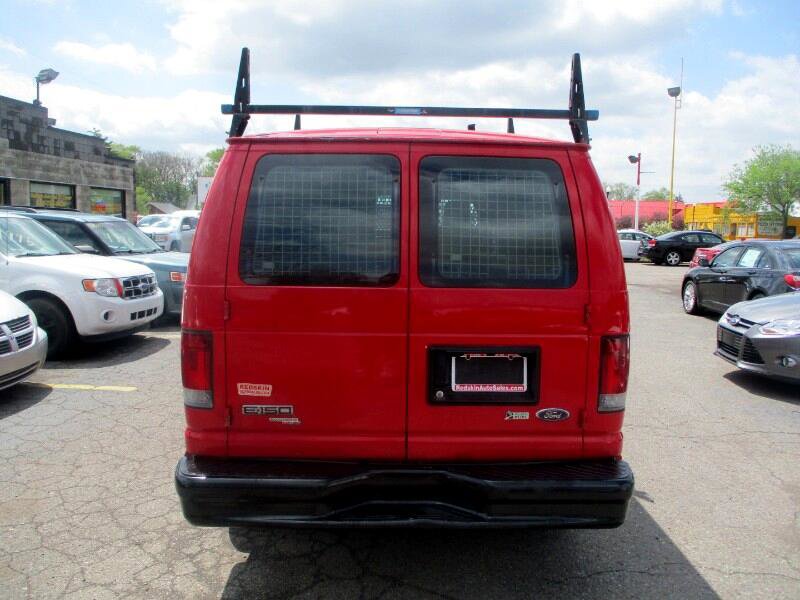 Used 2011 Ford E-150 and Econoline 150 w/ Commercial Cargo Van Pkg image 5