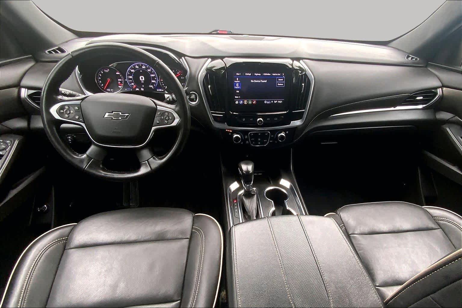 Used 2022 Chevrolet Traverse Premier w/ Redline Edition AWD/4WD image 16