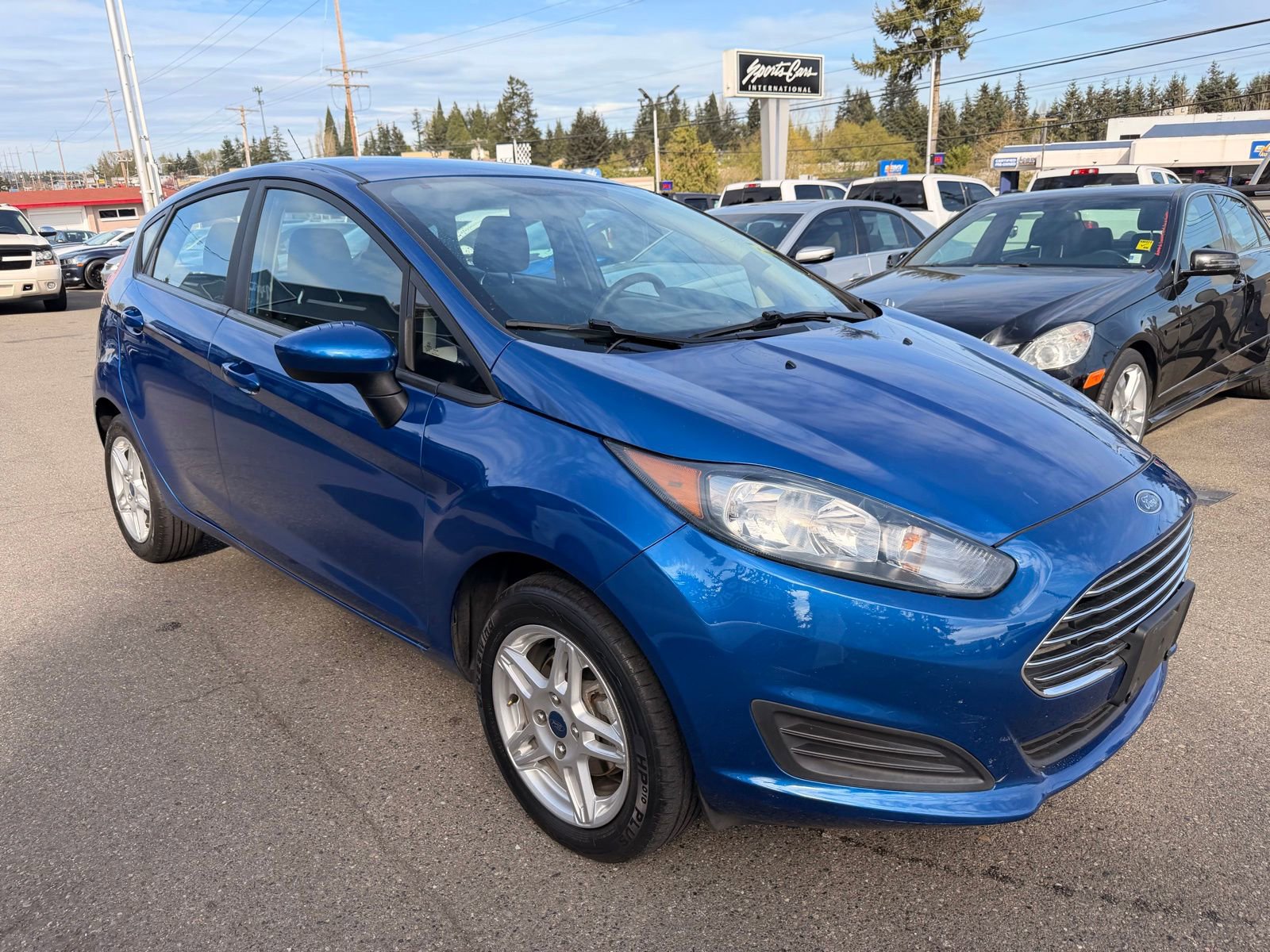 Used 2019 Ford Fiesta SE FWD image 3