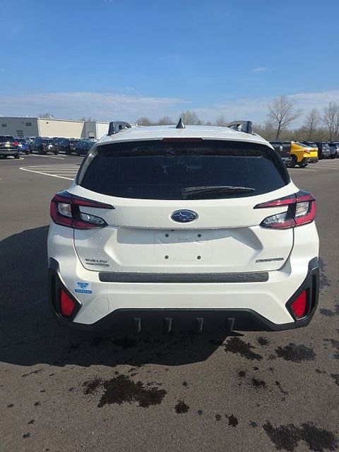 Used 2024 Subaru Crosstrek 2.0i Premium image 5