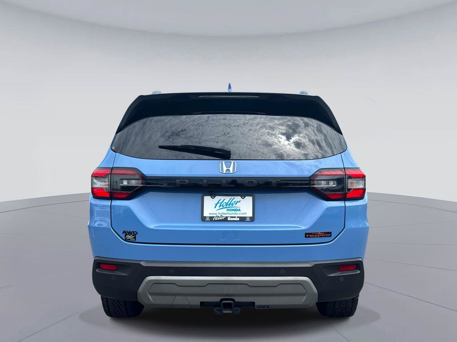 Used 2023 Honda Pilot TrailSport image 5