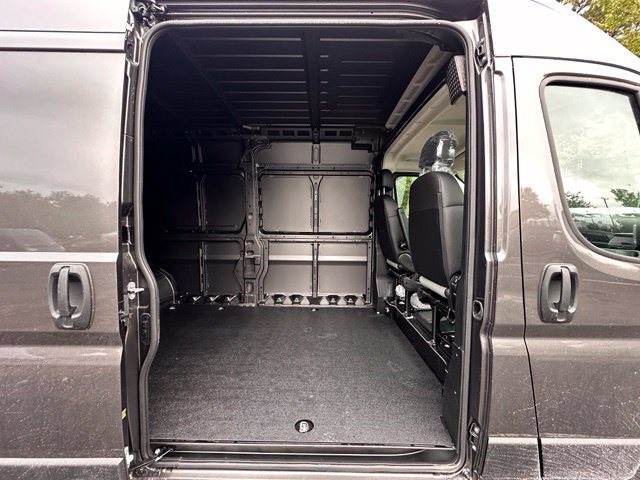 New 2026 RAM ProMaster 2500 w/ Safety Group FWD image 8