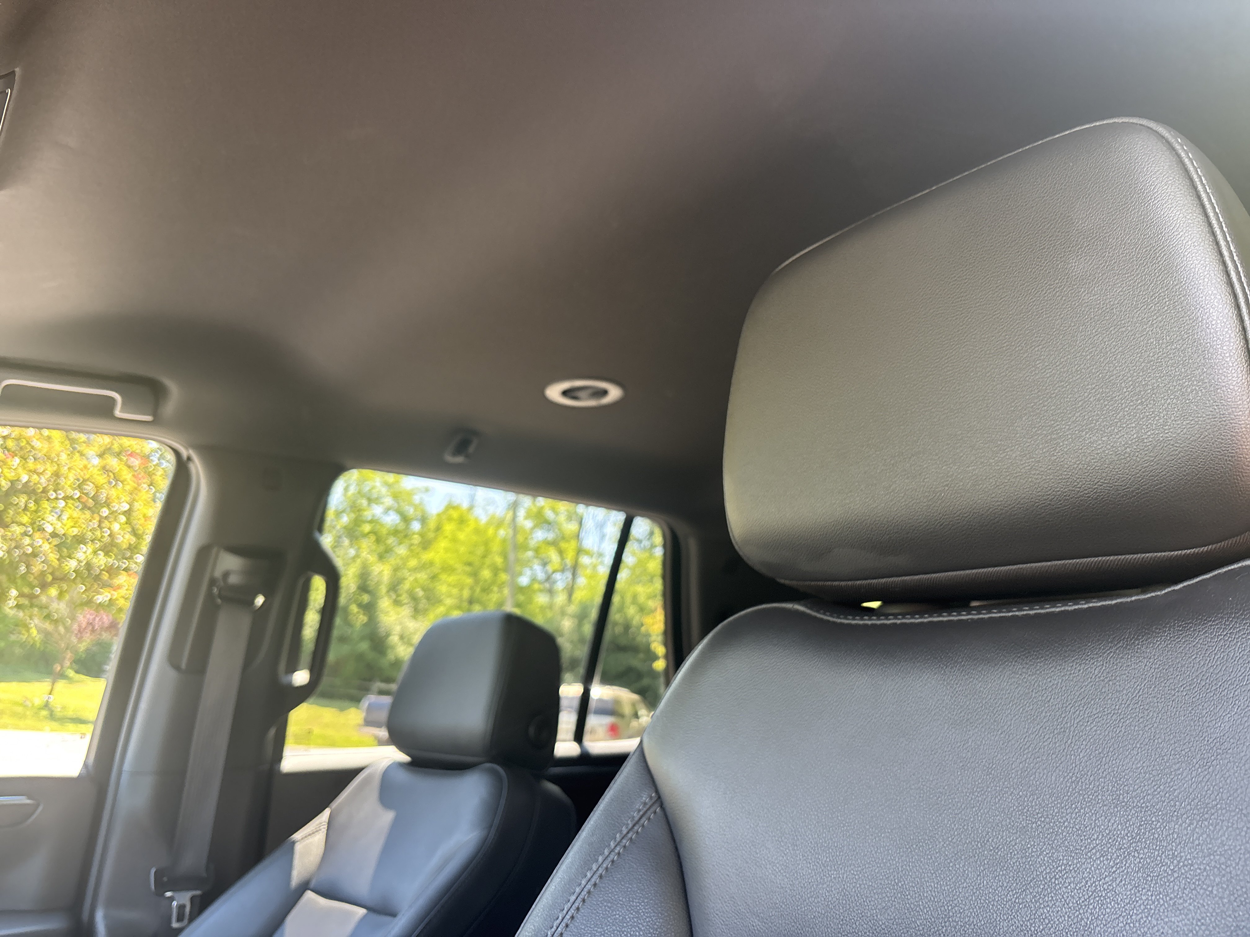 Used 2025 Chevrolet Tahoe Z71 AWD/4WD image 29