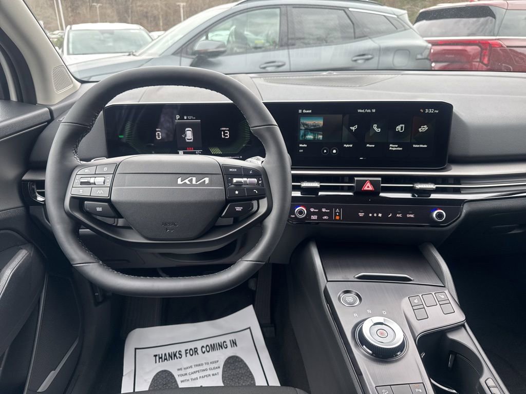 New 2026 Kia Sportage S AWD/4WD image 2