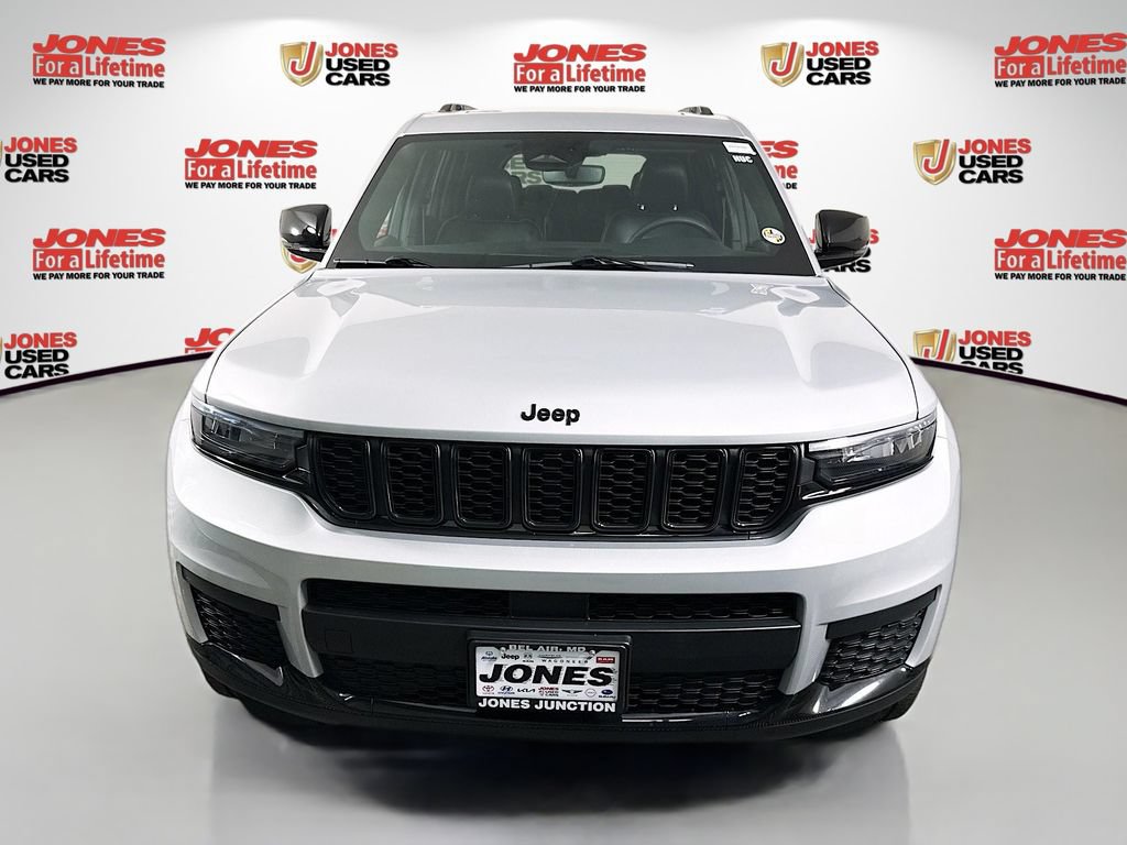 Used 2024 Jeep Grand Cherokee L Altitude AWD/4WD image 13