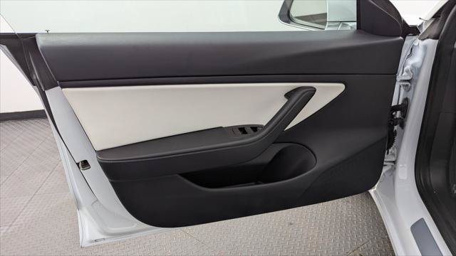 Used 2018 Tesla Model 3 Long Range AWD/4WD image 12