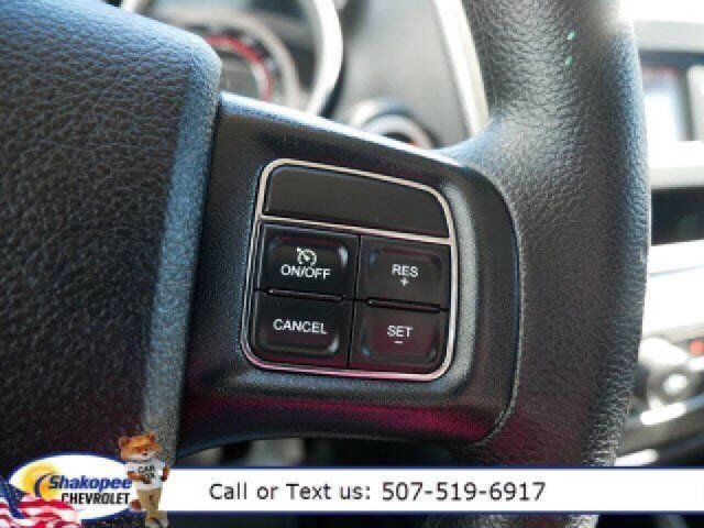 Used 2019 Dodge Journey SE image 22