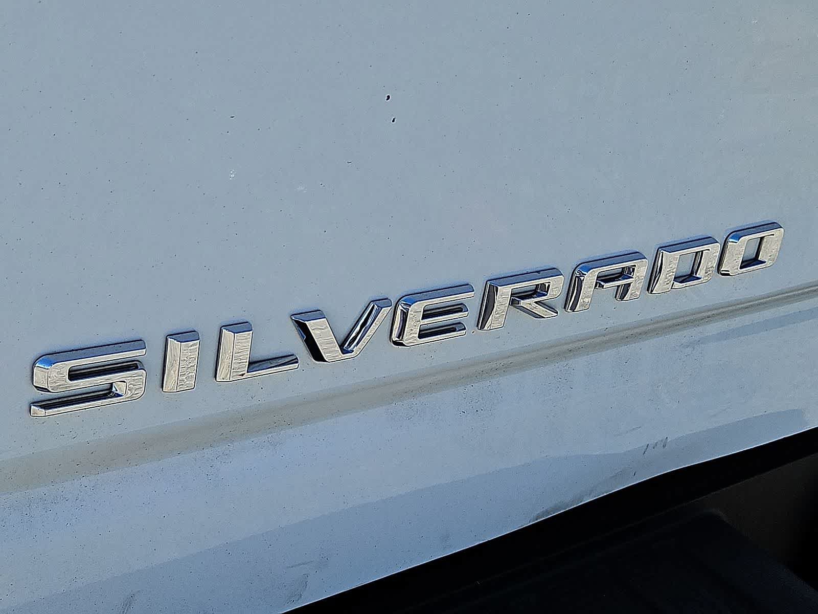 Used 2023 Chevrolet Silverado 2500 Custom w/ Custom Convenience Package AWD/4WD image 35