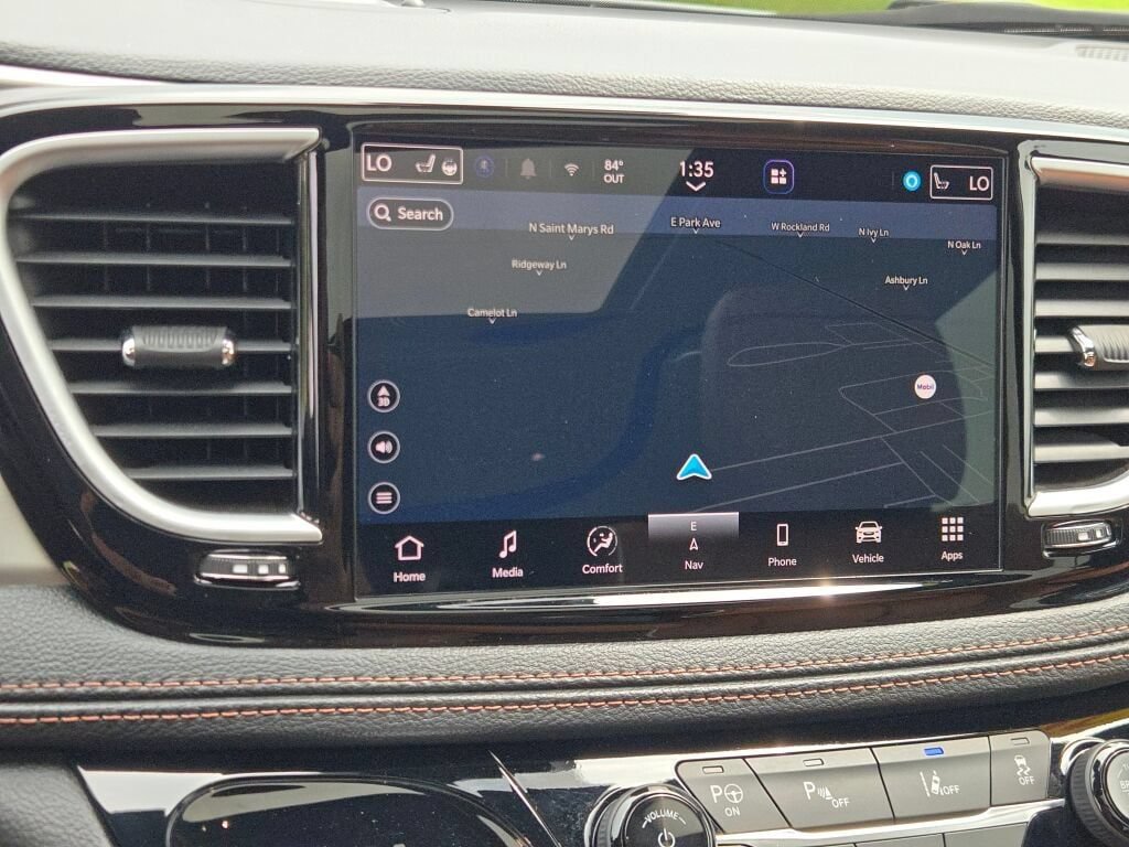 Certified 2024 Chrysler Pacifica Pinnacle FWD image 25