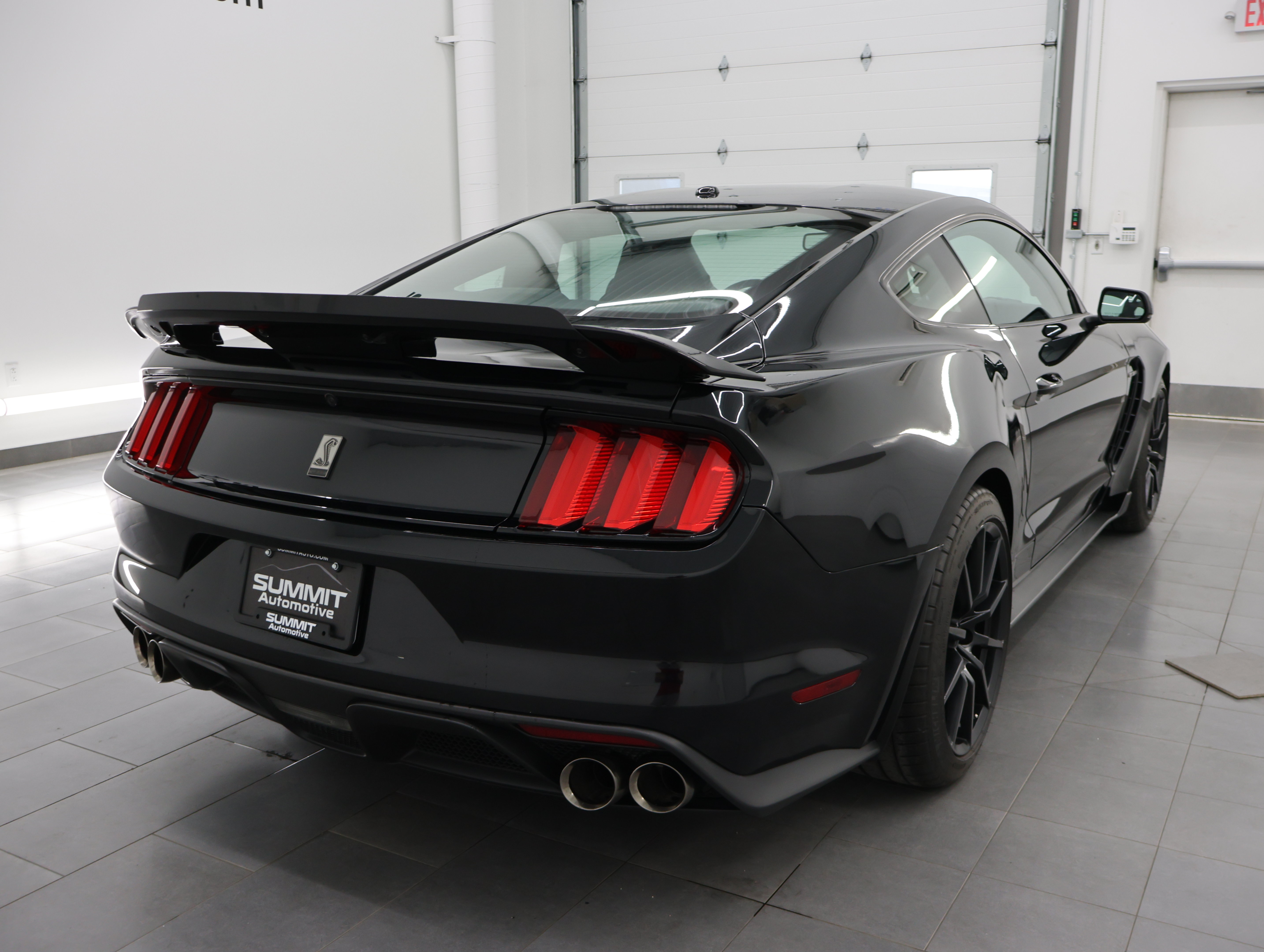 Used 2018 Ford Mustang Shelby GT350 w/ Electronics Package RWD image 5