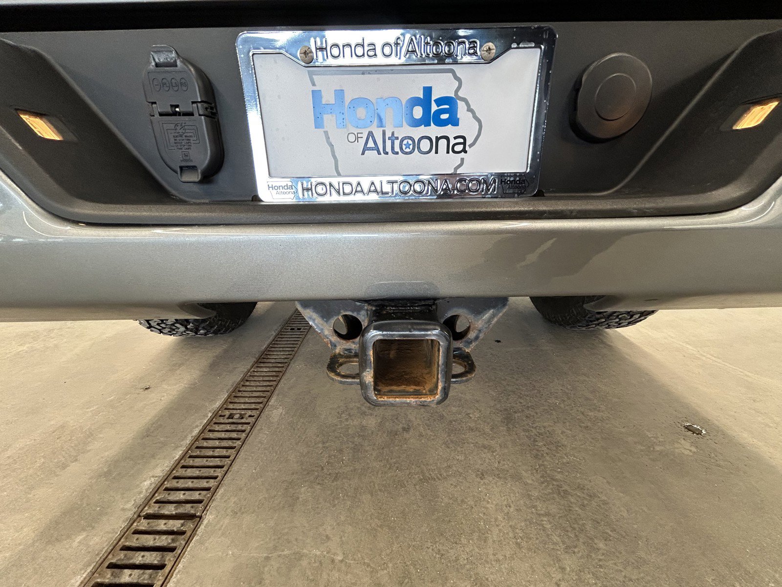 Used 2023 Chevrolet Silverado 1500 Custom image 16