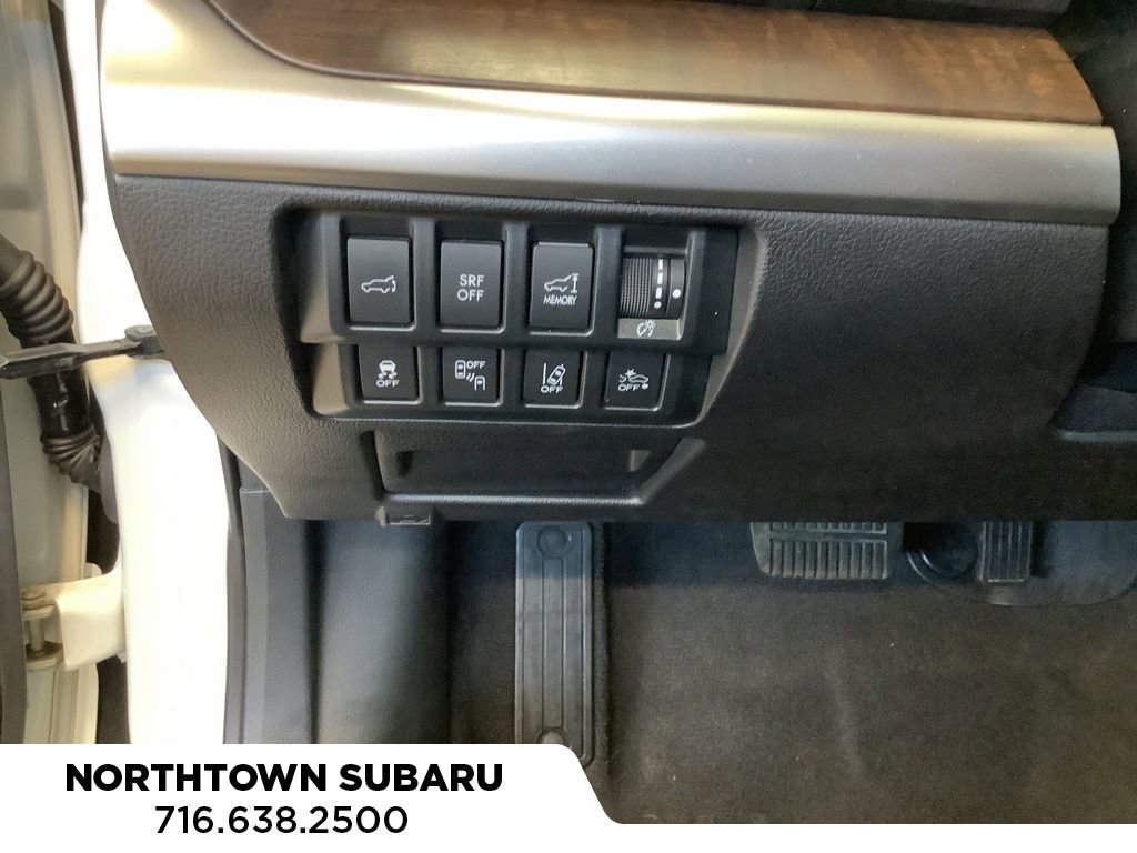 Used 2017 Subaru Outback 2.5i Limited AWD/4WD image 23