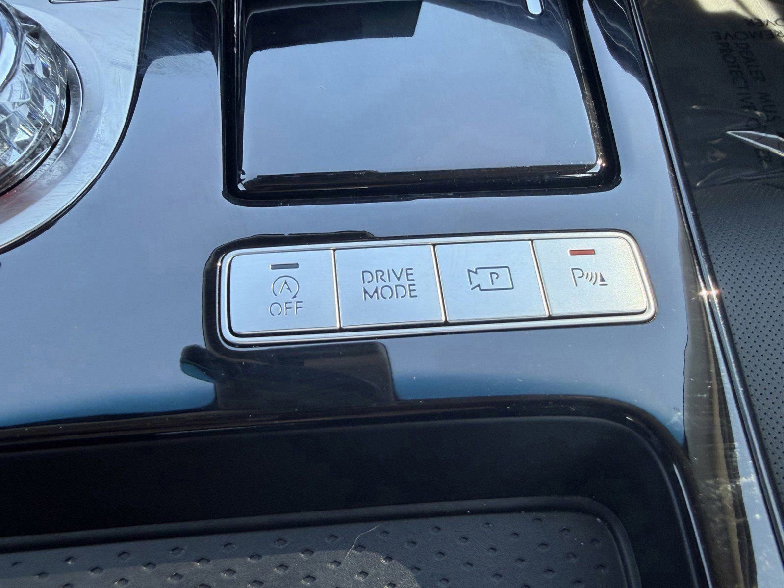 Used 2025 Genesis G80 2.5T image 29