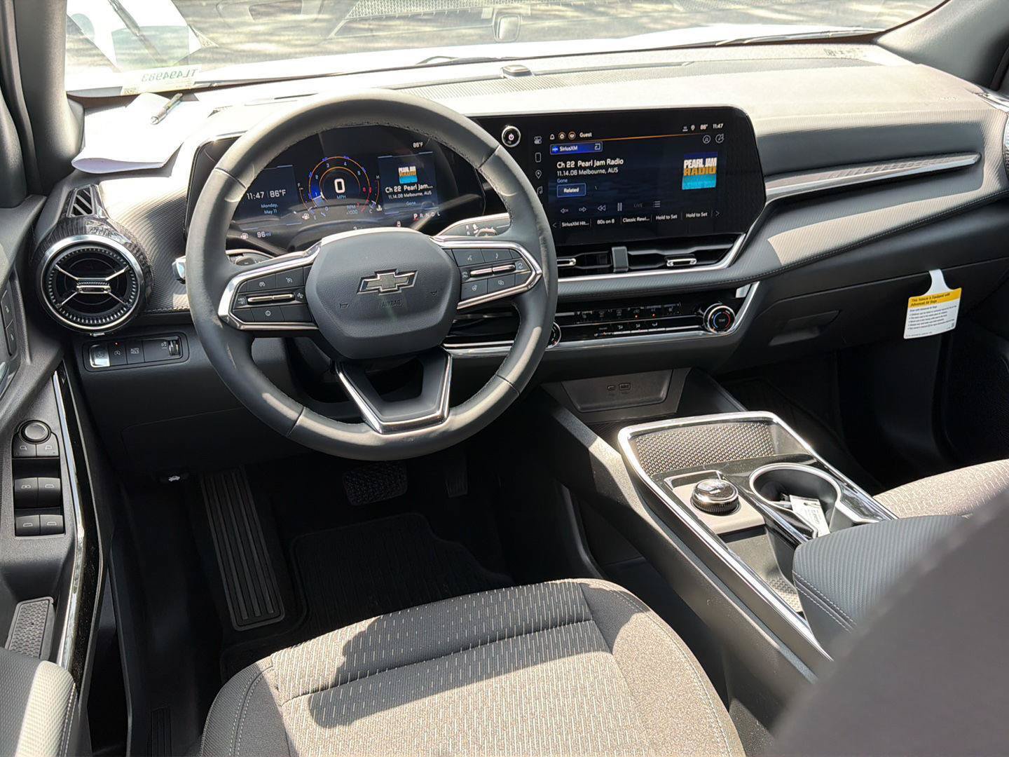 New 2026 Chevrolet Equinox LT w/ Midnight Edition FWD image 18