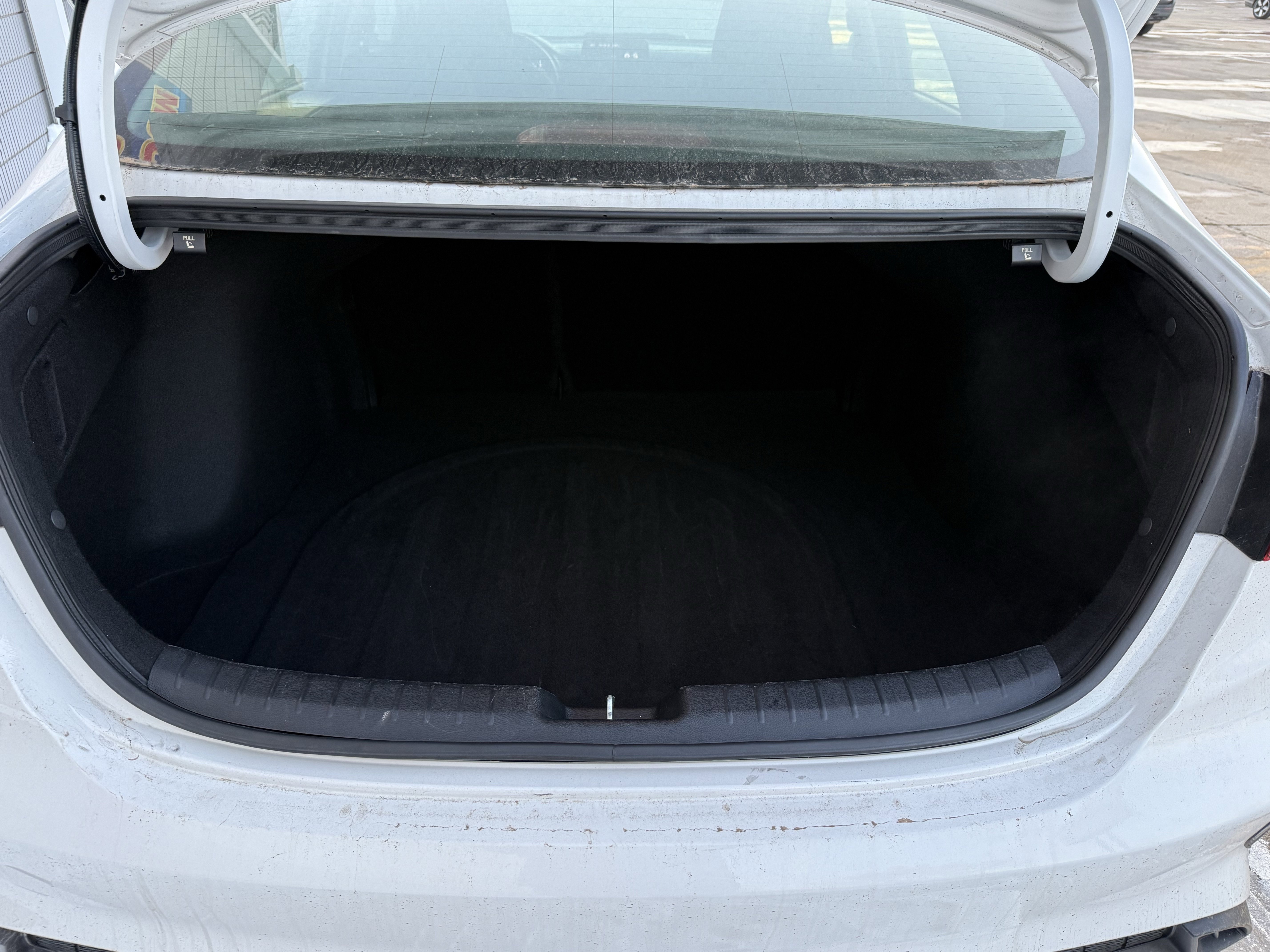 Used 2024 Kia Forte LXS image 9