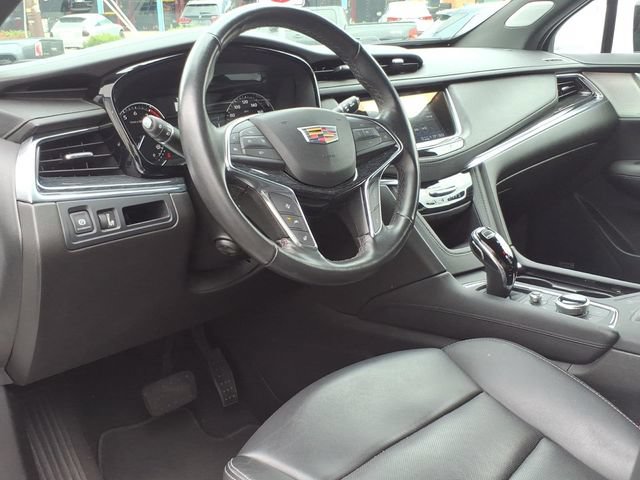 Certified 2023 Cadillac XT5 Premium Luxury AWD/4WD image 12