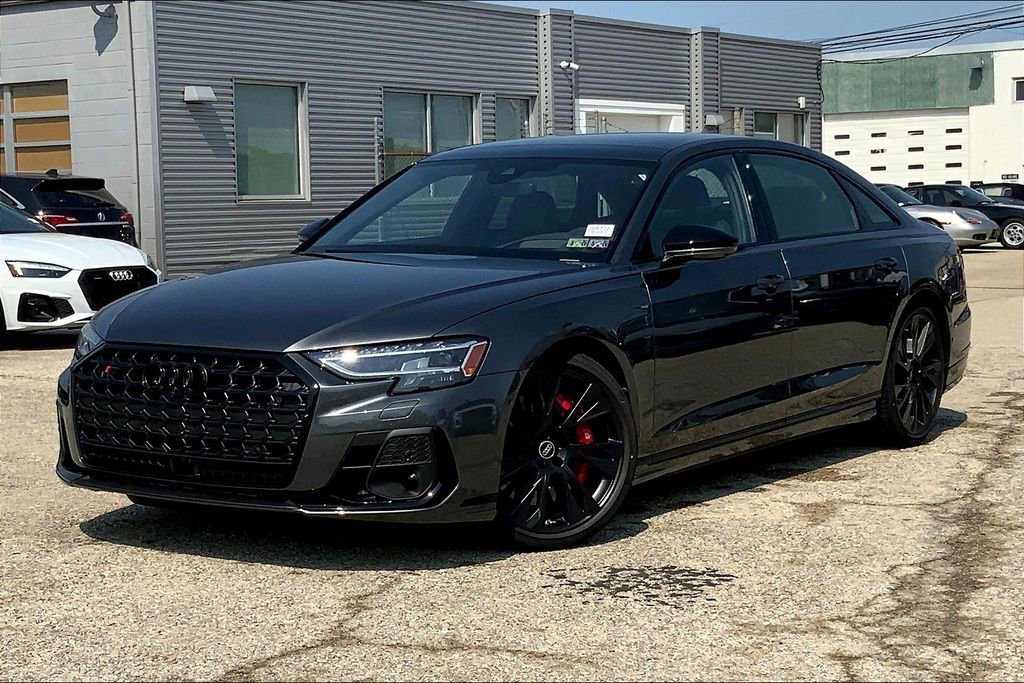 New 2025 Audi S8 image 2