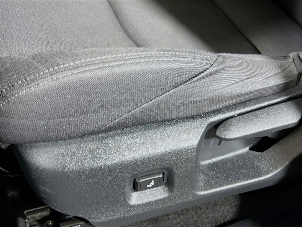 Certified 2024 Toyota Tacoma SR5 image 18