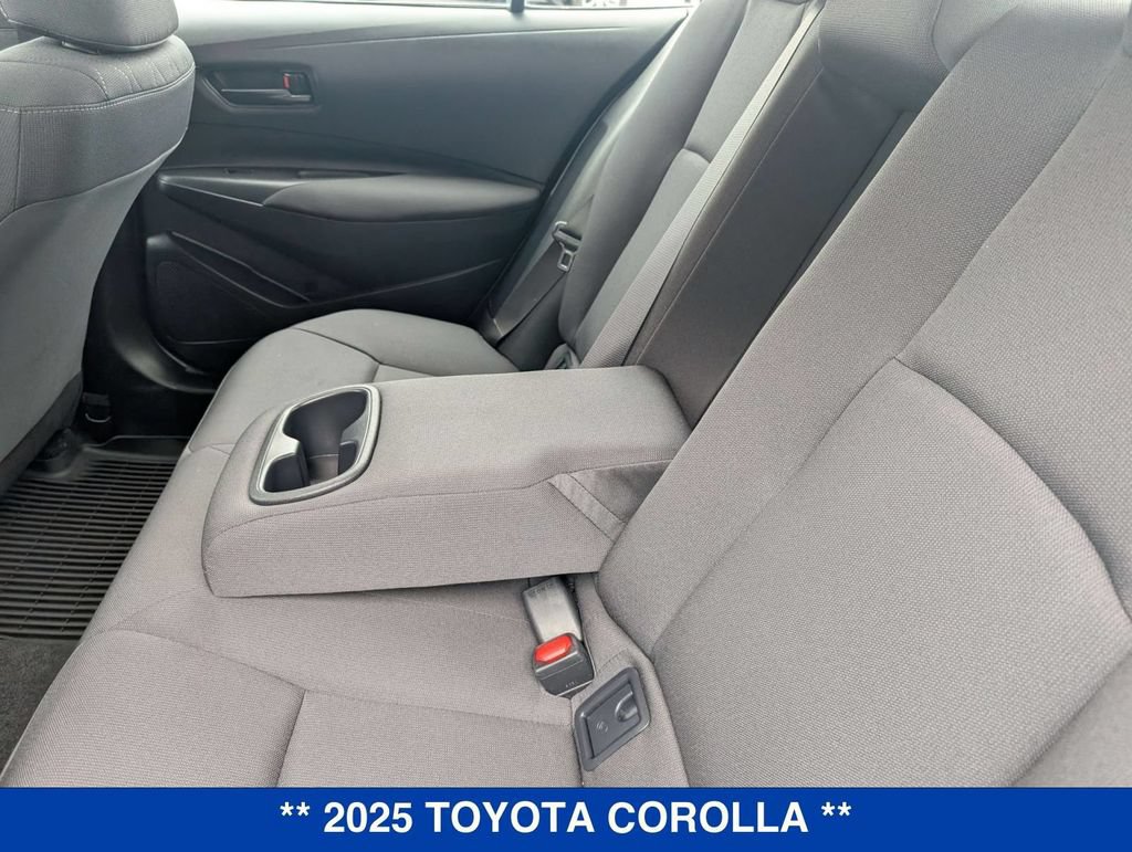 Used 2025 Toyota Corolla LE w/ LE Premium Package FWD image 16