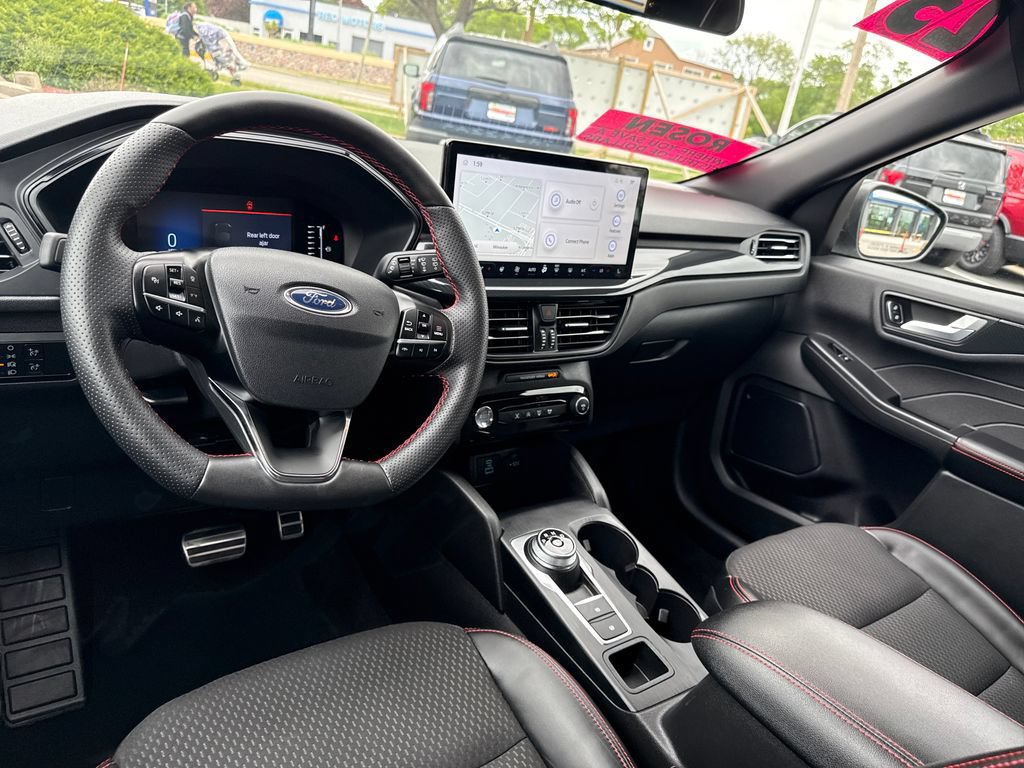 Used 2023 Ford Escape ST-Line w/ Tech Pack #1 AWD/4WD image 23