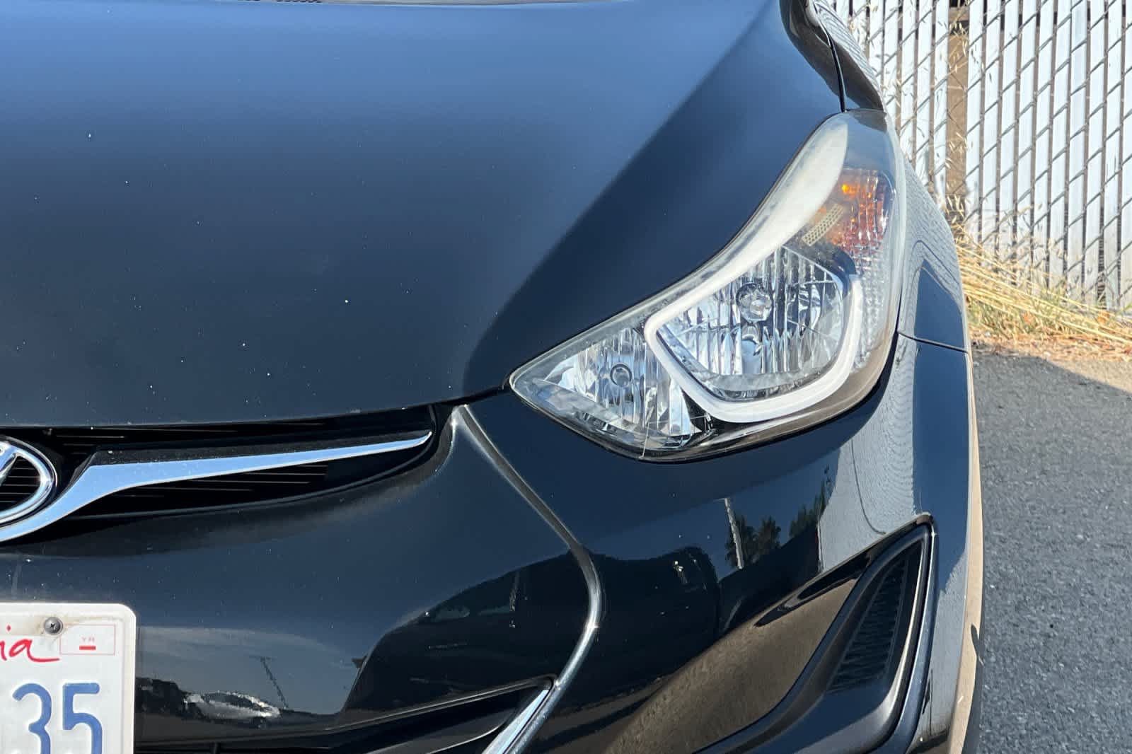 Used 2016 Hyundai Elantra SE FWD image 14
