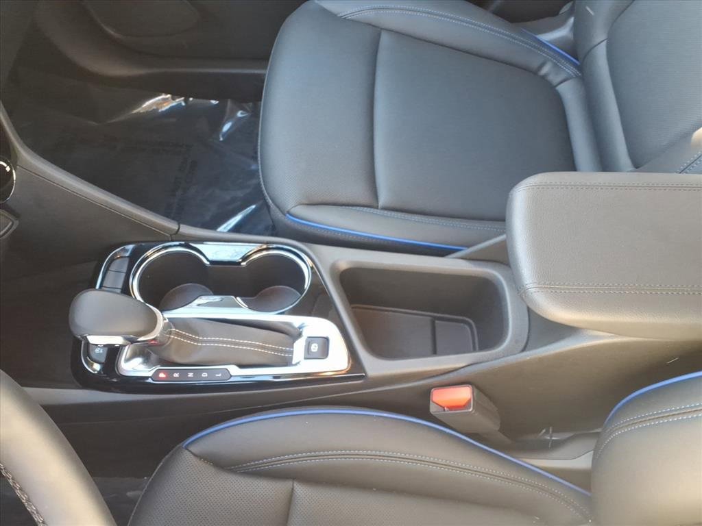 Used 2025 Buick Encore GX Sport Touring w/ Comfort Package image 14