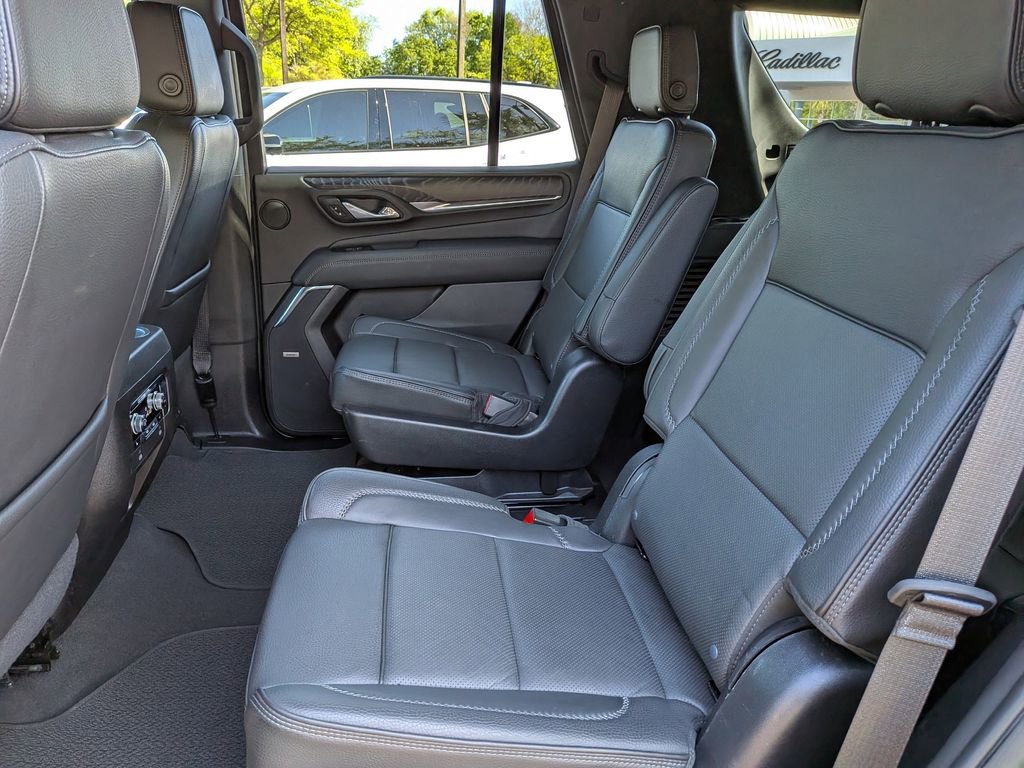 Used 2023 GMC Yukon Denali image 16