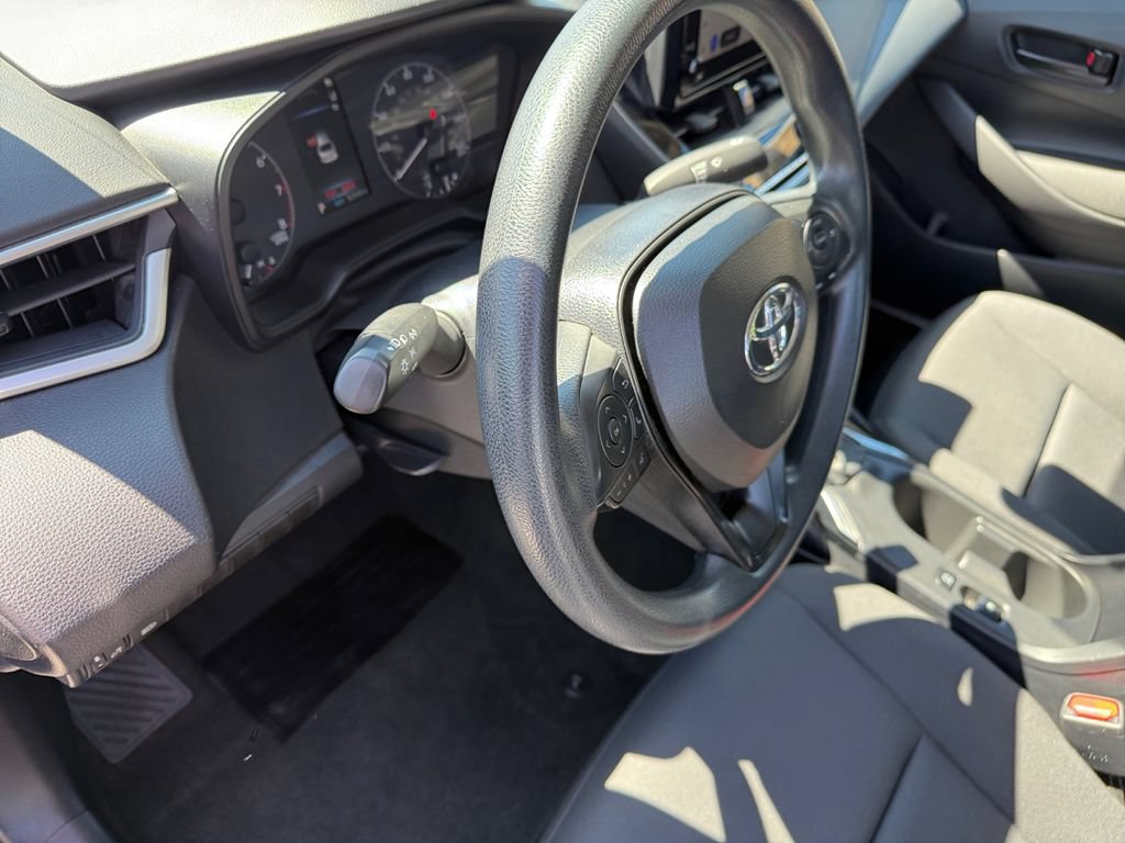 Certified 2024 Toyota Corolla LE FWD image 28